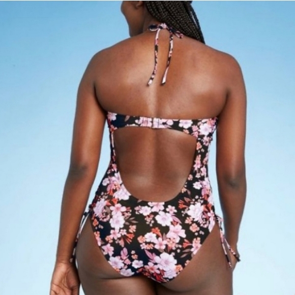 Shade & Shore Halter Keyhole Cut Out Back One Piece Swimsuit Black Floral Size M - Picture 5 of 16